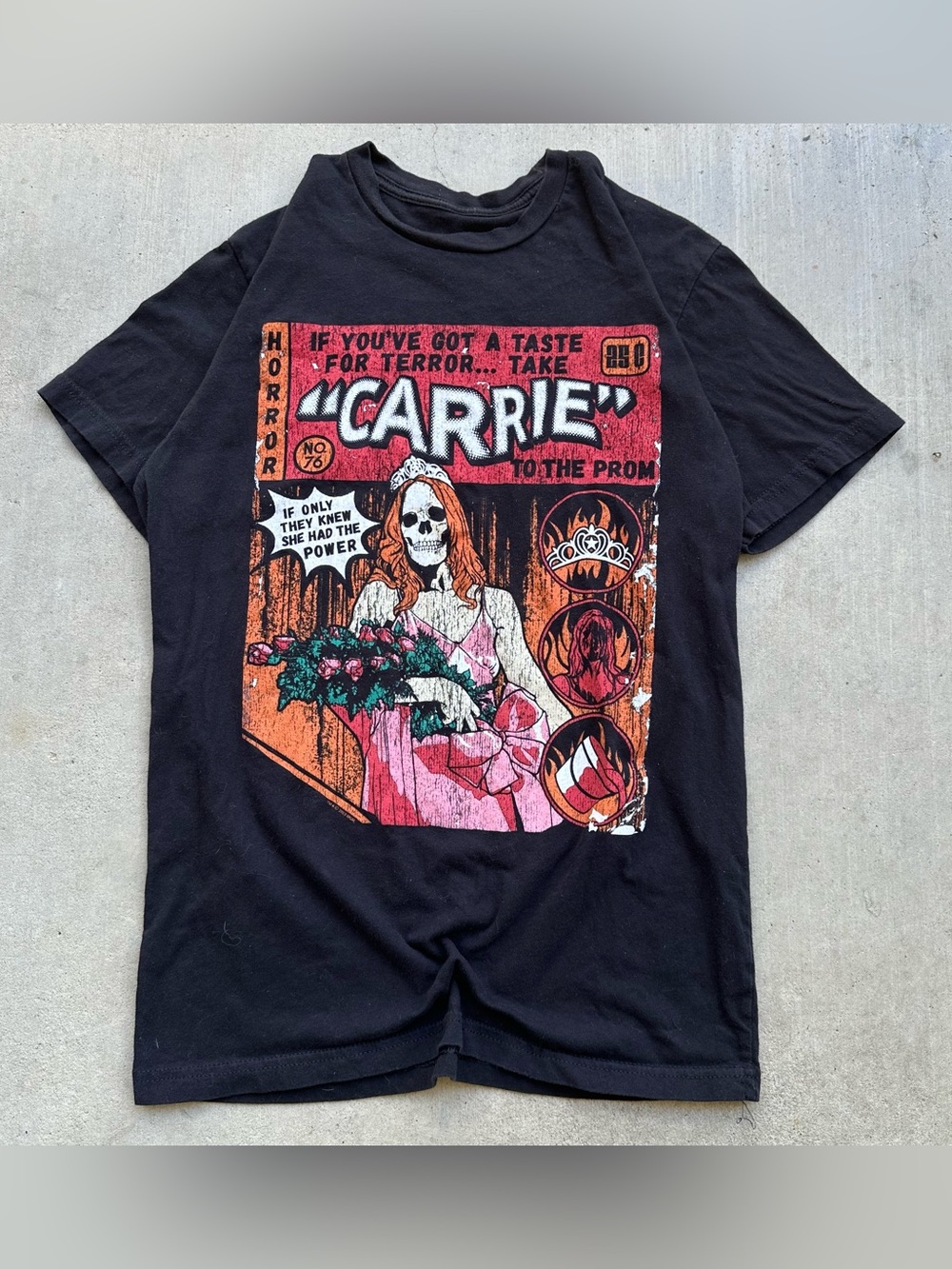 American Classics Carrie Horror Black Graphic Crew Neck T-Shirt Women’s Size XS